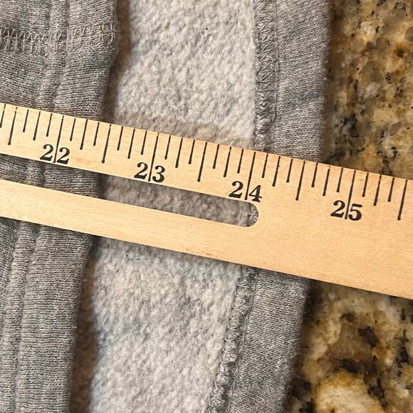 Notre Dame Fighting Irish Junior Large Gray Long Sleeve Hooded Sweatshirt - Picture 4 of 7